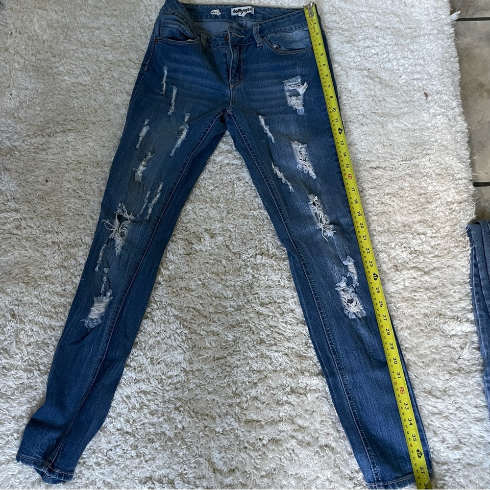 Ripped skinny jeans from dollhouse.